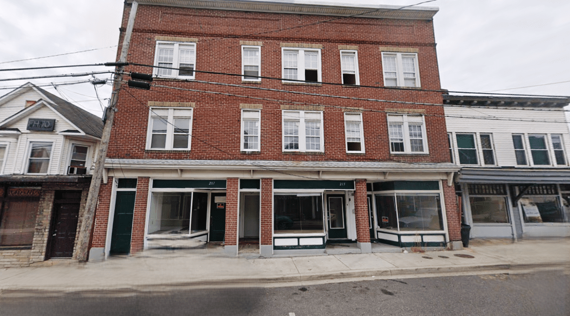 215 Virginia Ave