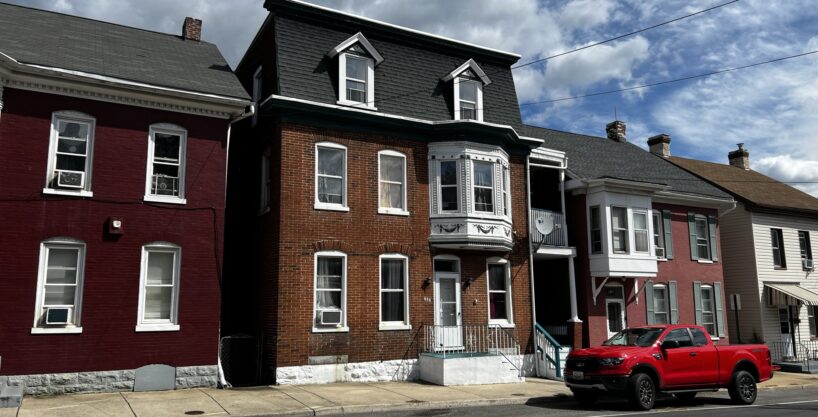 All brick multifamily building