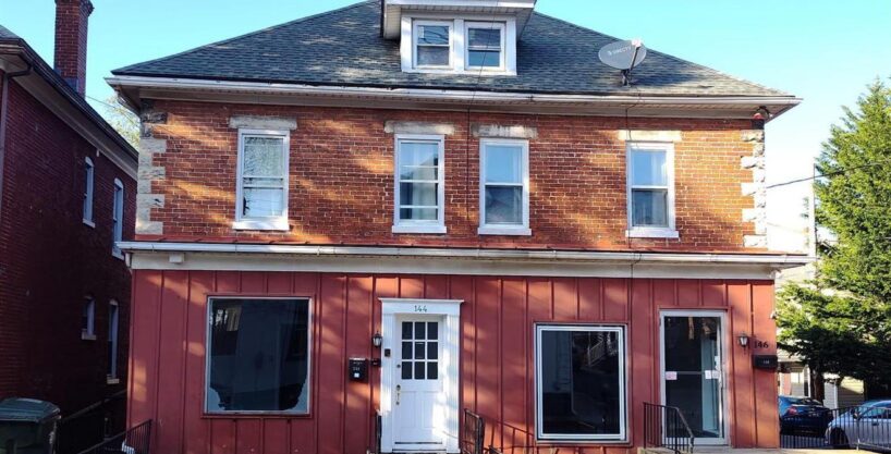 144 Fairground Ave Hagerstown