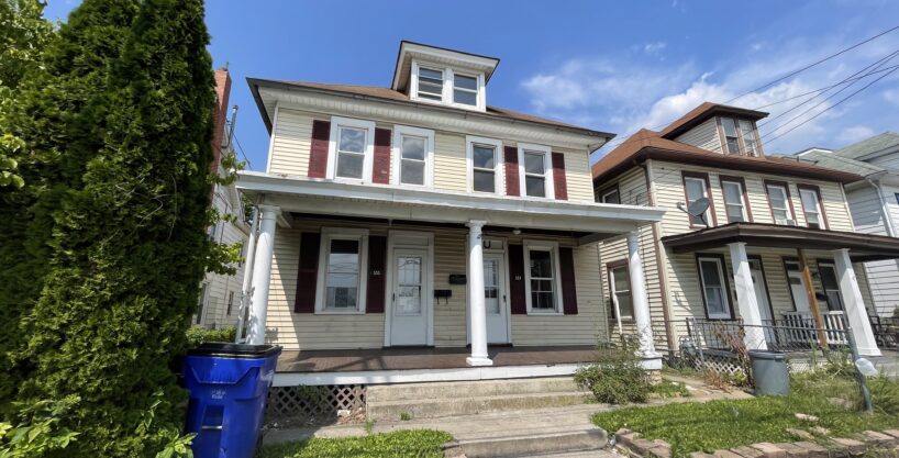 Front view of Hagerstown duplex at 533-535 Frederick St